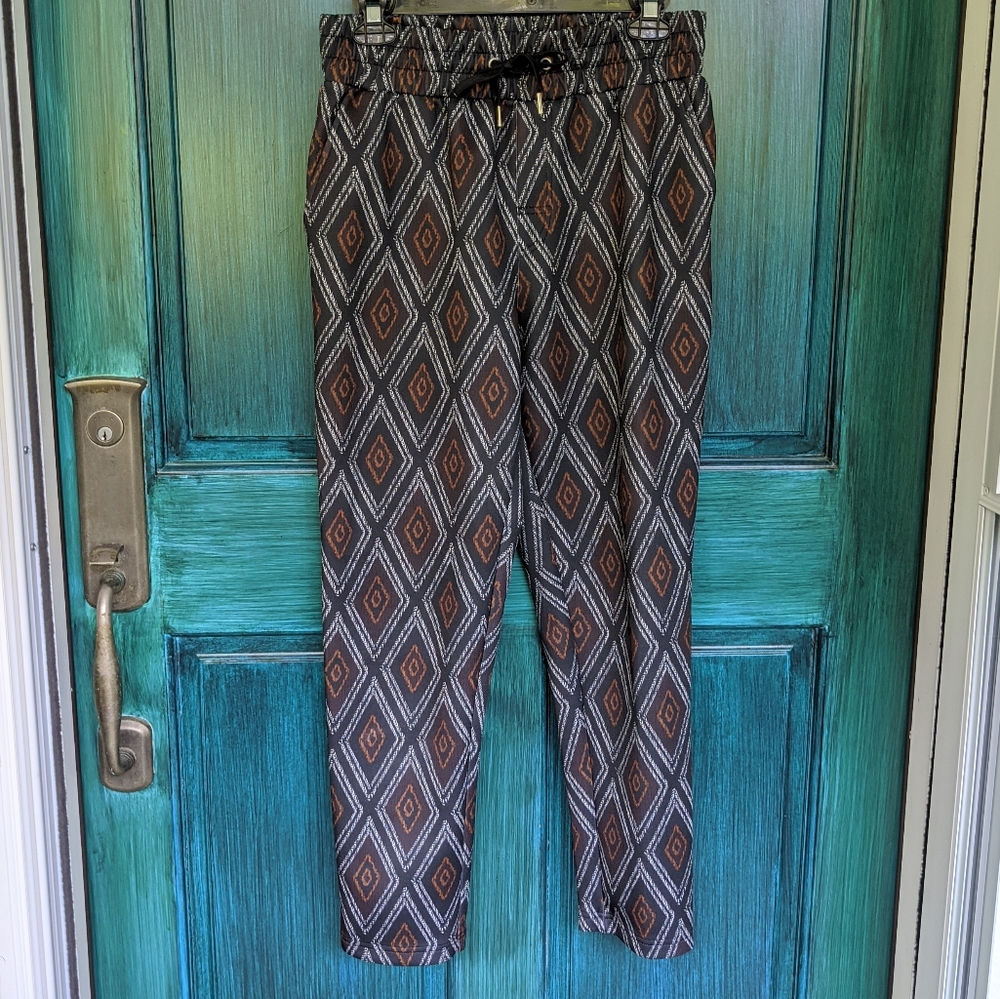 ZARA MAN Geometric Print Ankle Cropped Pant